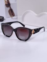عینک آفتابی زنانه Elara بولگاری مدل Bvlgari | SG-6126 - تصویر 6